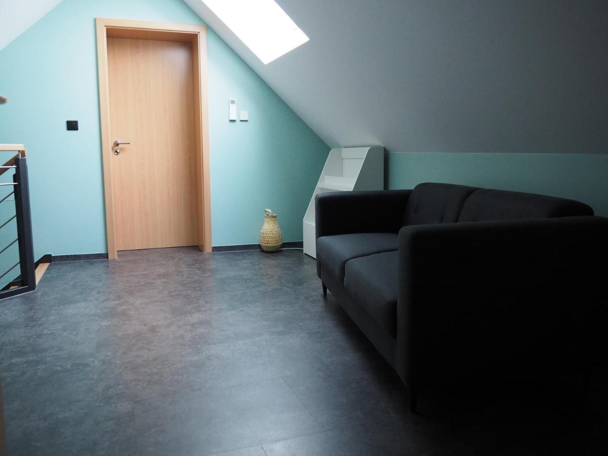 Gite Le Renouveau Avec Jacuzzi Privatif Laveline 外观 照片